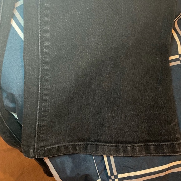 💥White House Black Market Black Jeans💥 - Picture 5 of 6